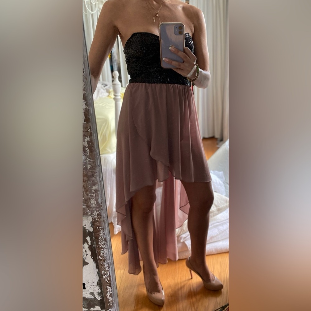 💜 TFNC LONDON High-Low Dress w/ Tags (sequin top part and flowy bottom)